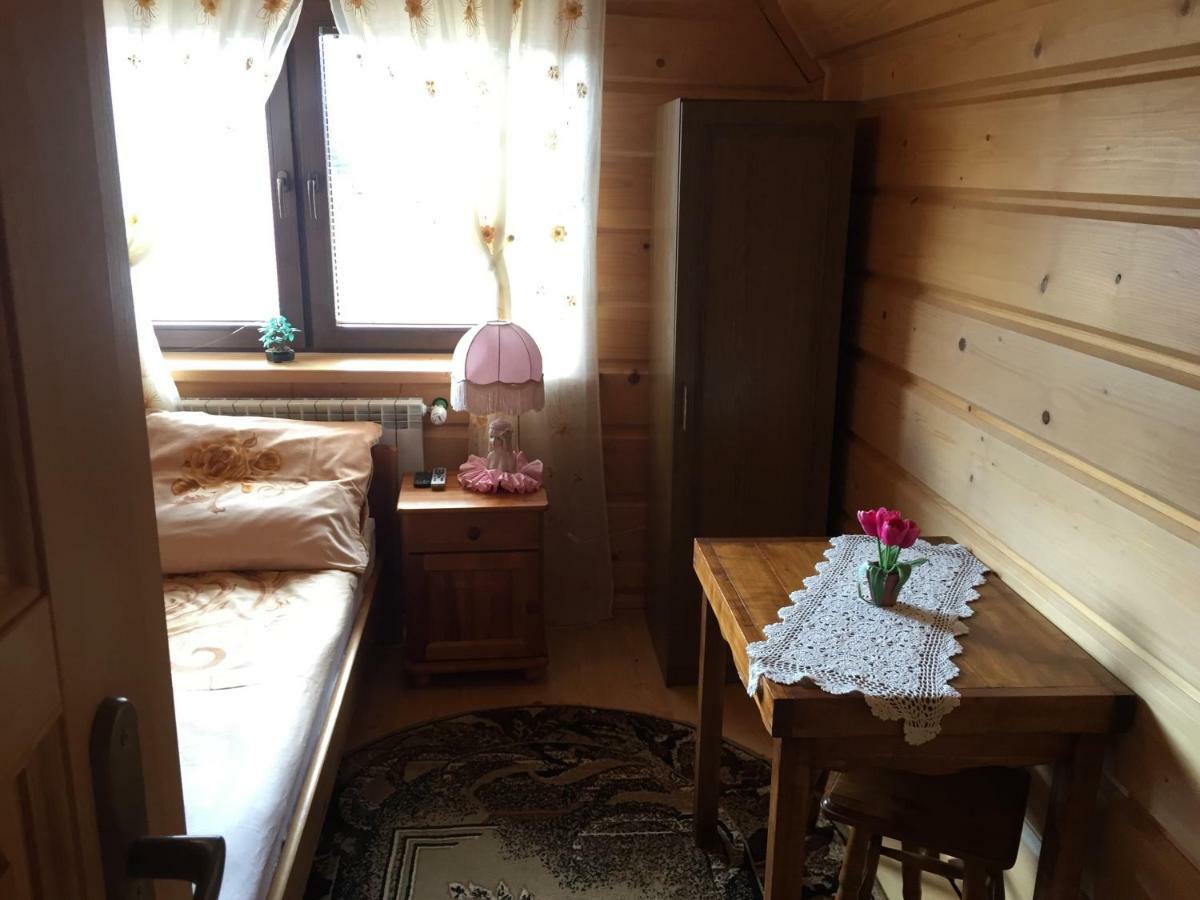 Апартаменты Pokoje U Eli Бжеги Экстерьер фото